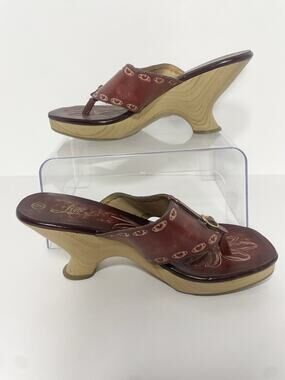 Leather Fioni Sandles Flip Flop Heels Women's Size 9 Brown hippie, boho, vintage